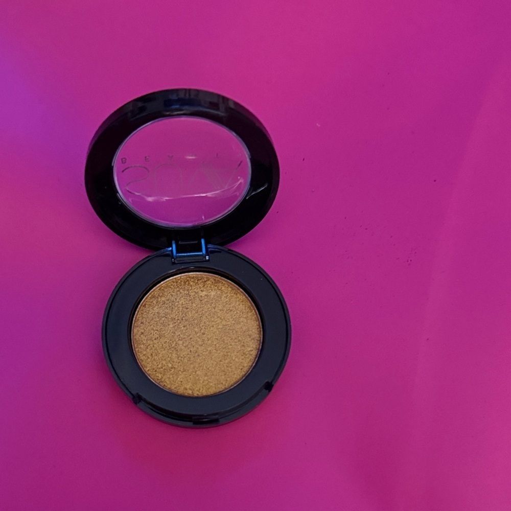 SUVA Beauty Eyeshadow - Vibrant Pink - Picture 2 of 2